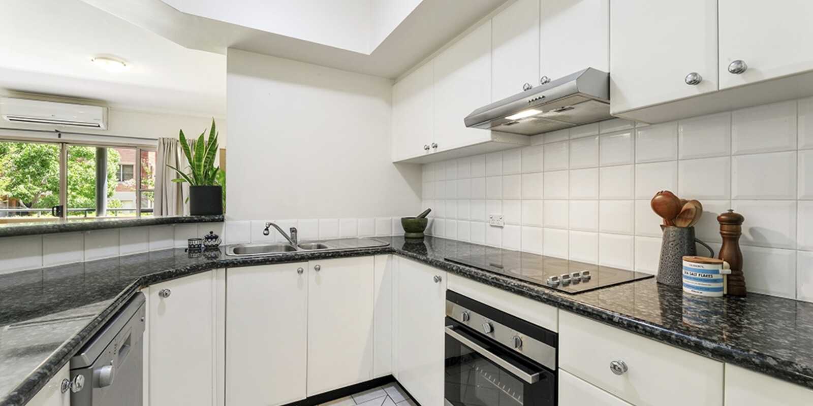 2/6 Williams Parade Dulwich Hill