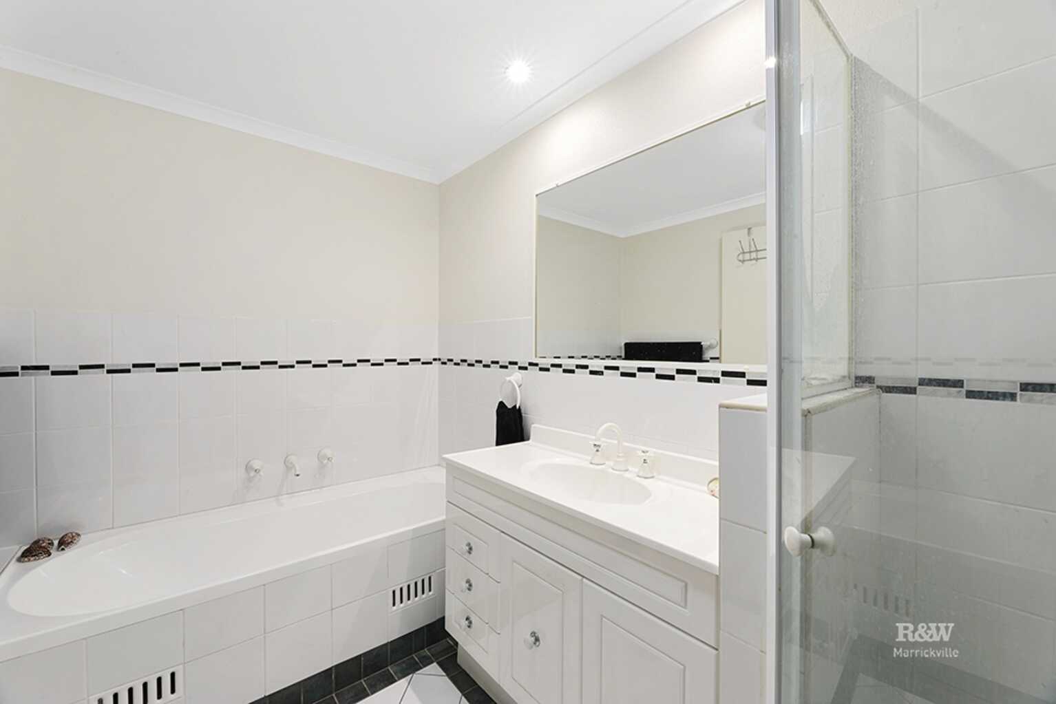 2/6 Williams Parade Dulwich Hill