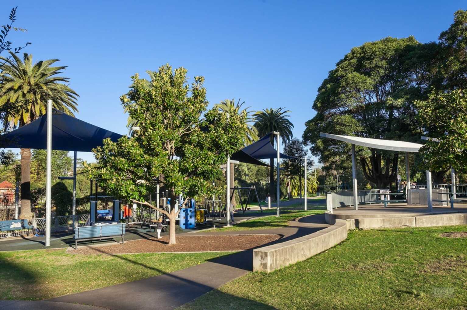 2/6 Williams Parade Dulwich Hill