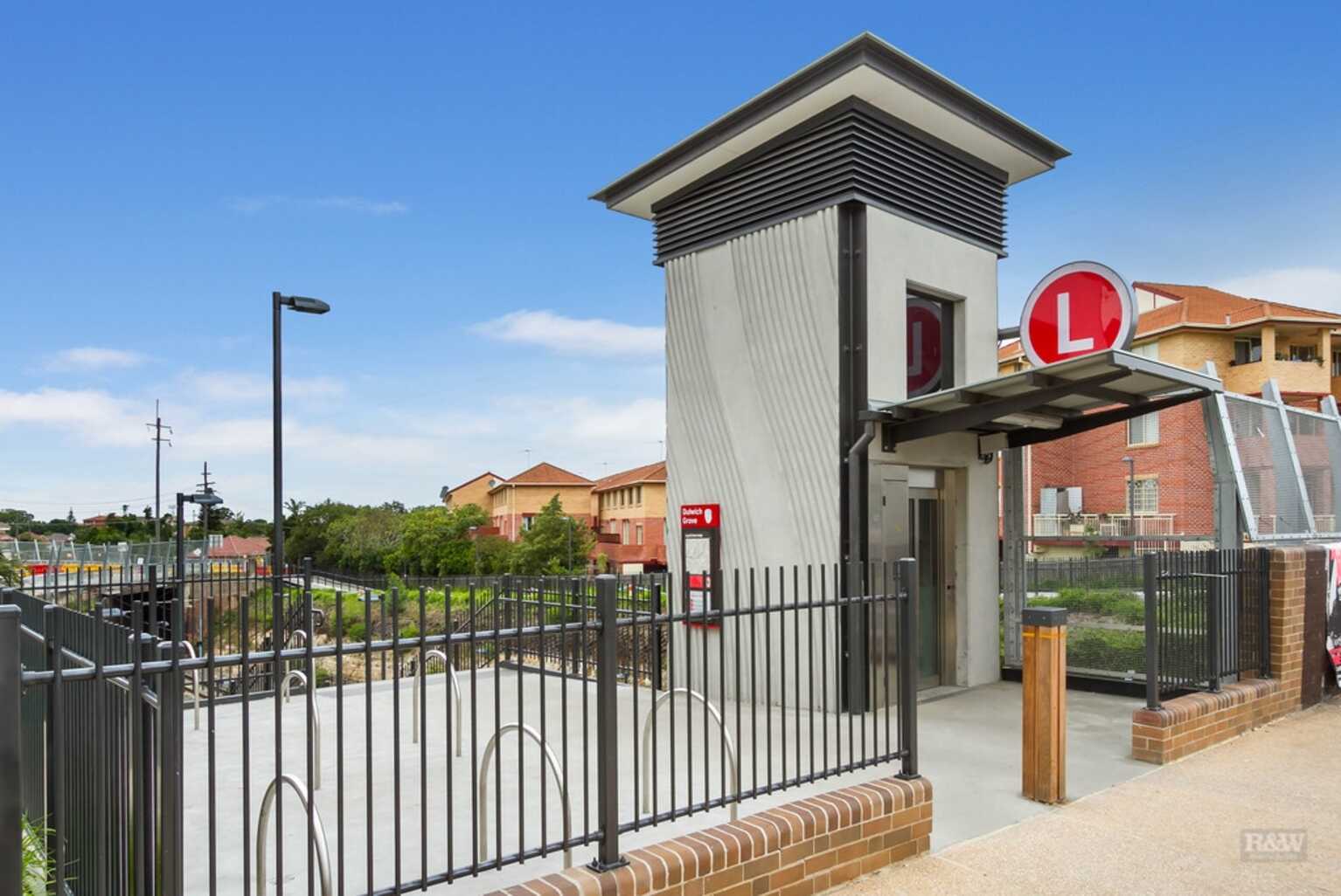 2/6 Williams Parade Dulwich Hill