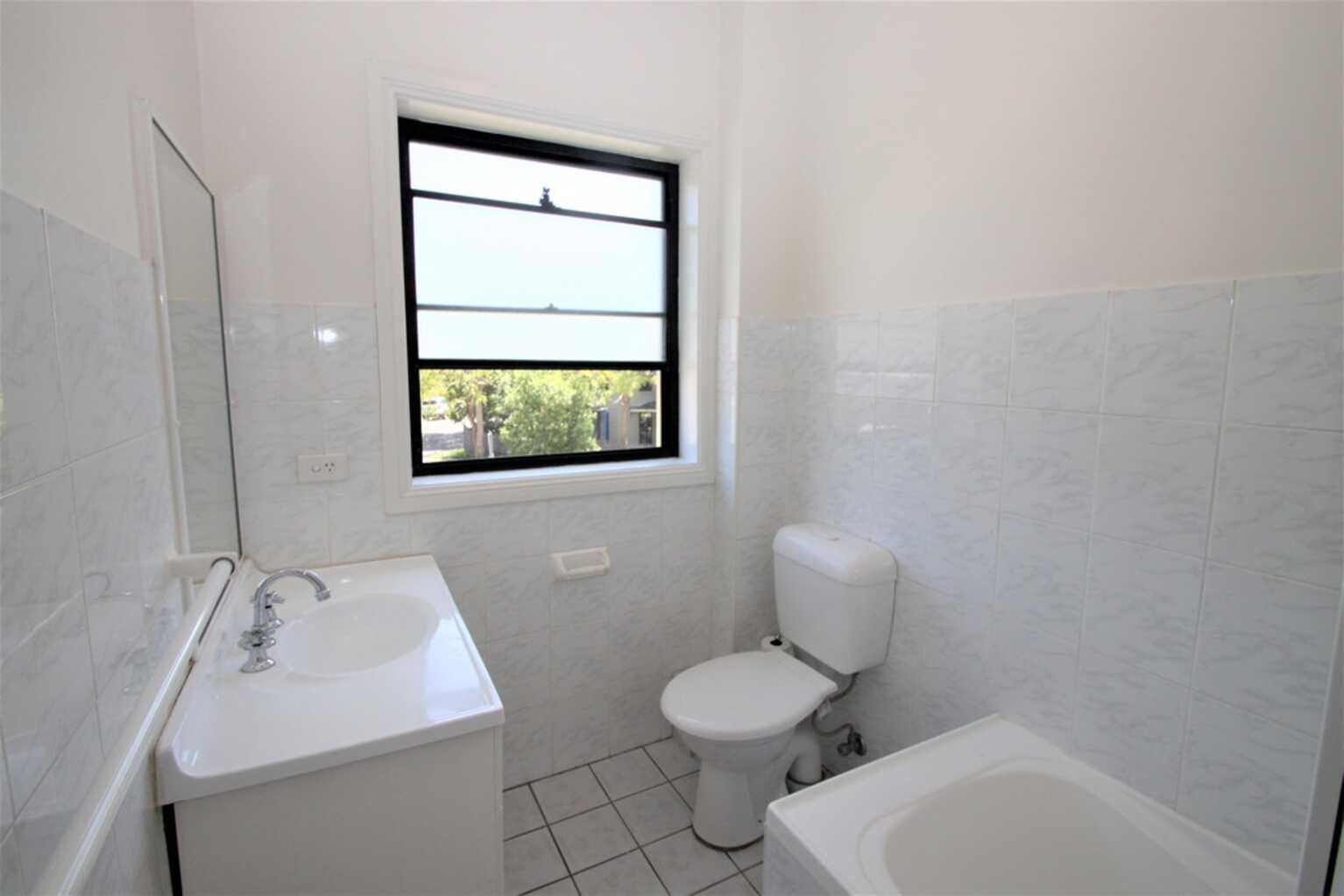 8/46a Constitution Road Dulwich Hill