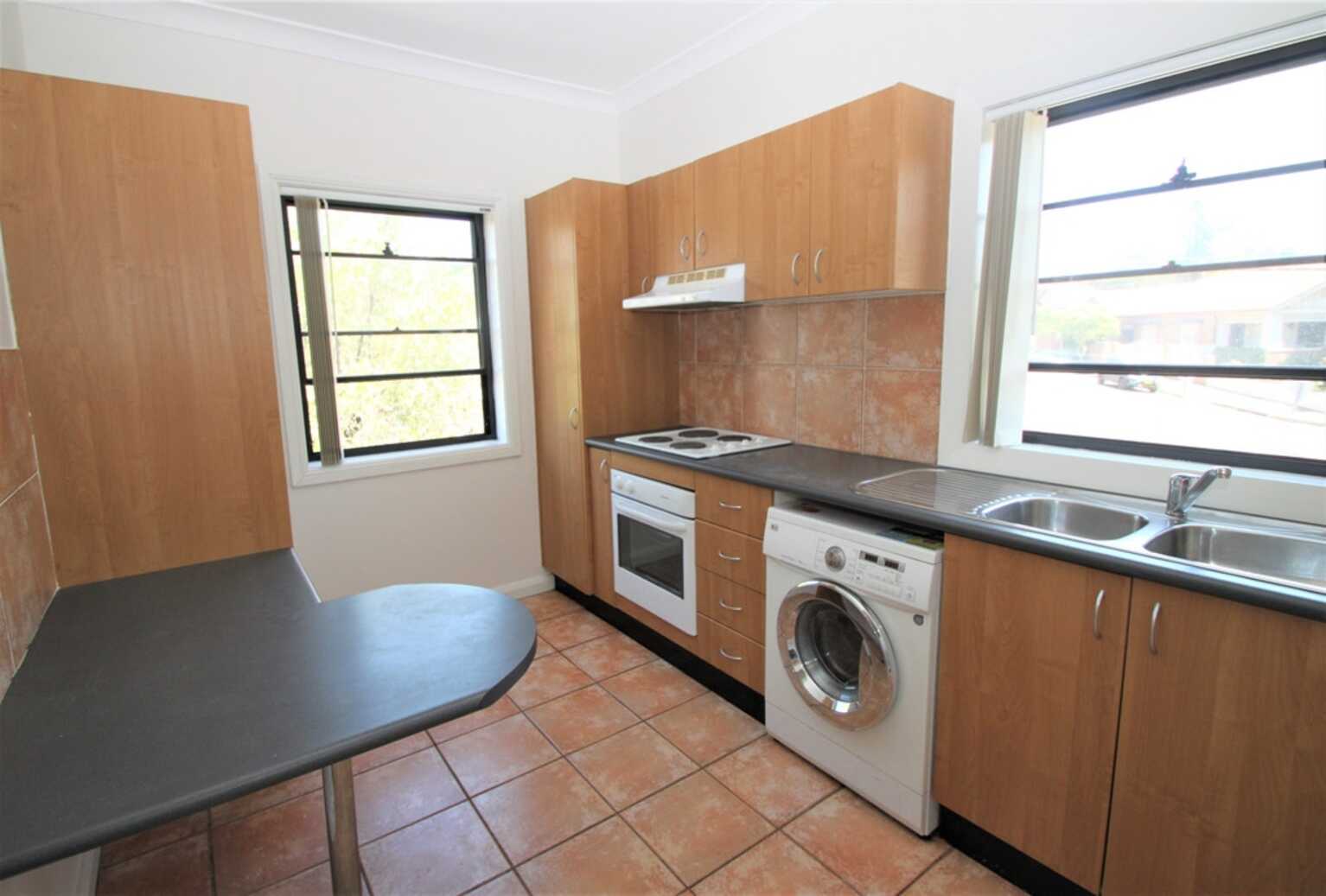 8/46a Constitution Road Dulwich Hill