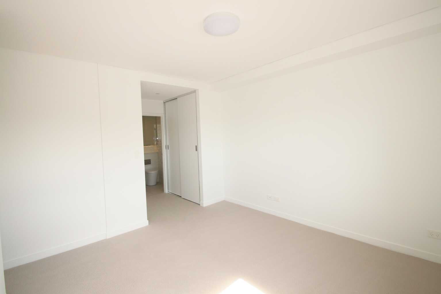 301/5 McGill Street Lewisham