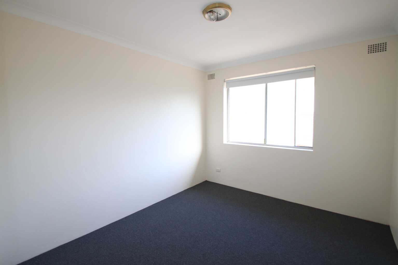 5/7 Mons Street Canterbury