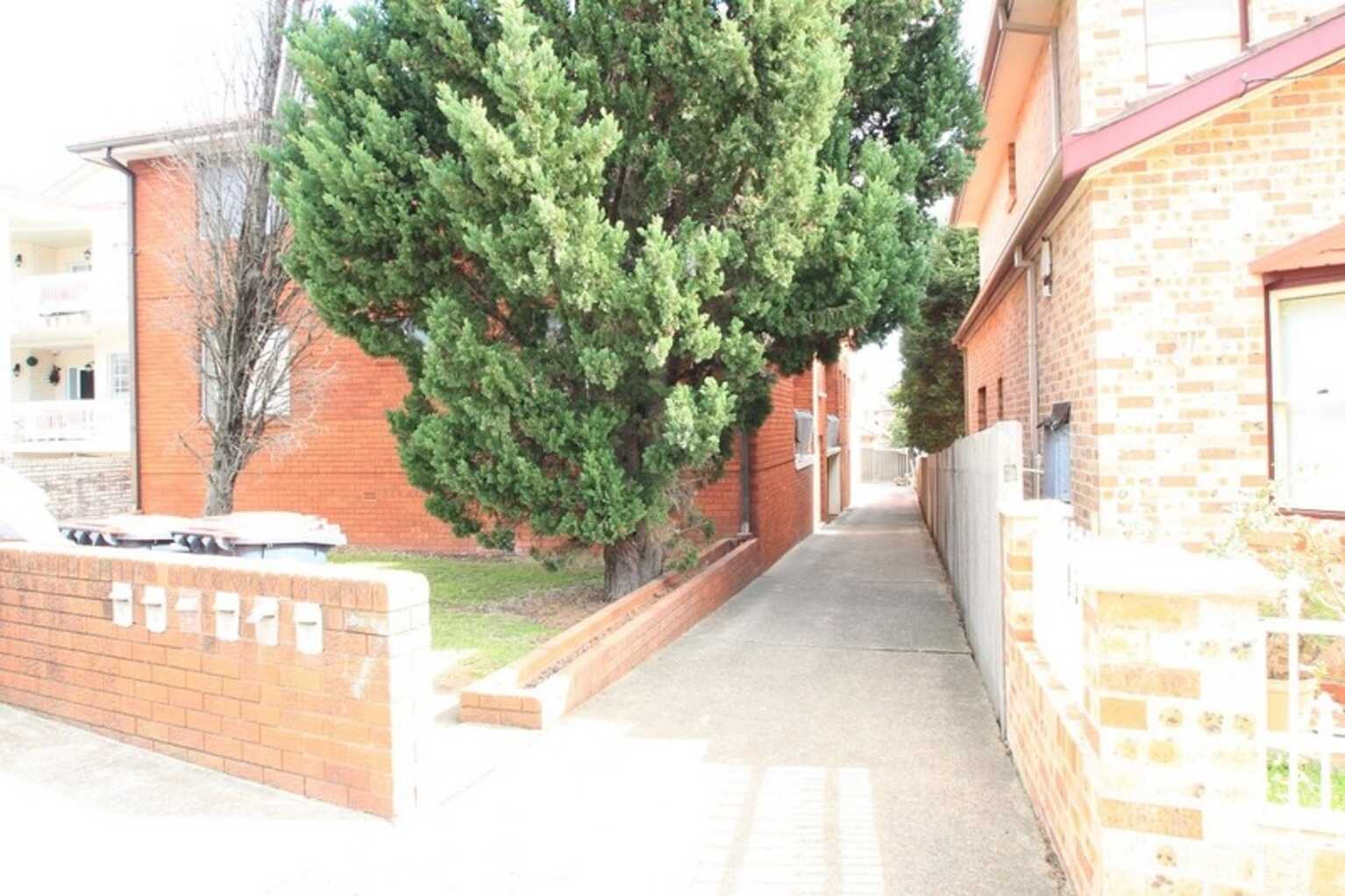 5/7 Mons Street Canterbury