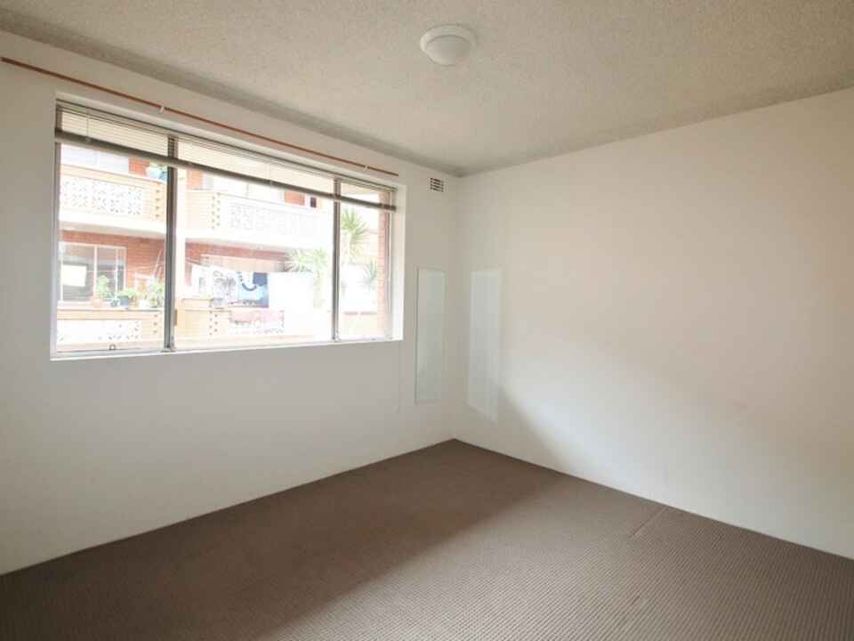 9/25A George Street Marrickville