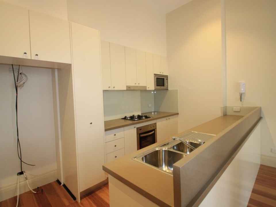 8/2 Metropolitan Road Enmore