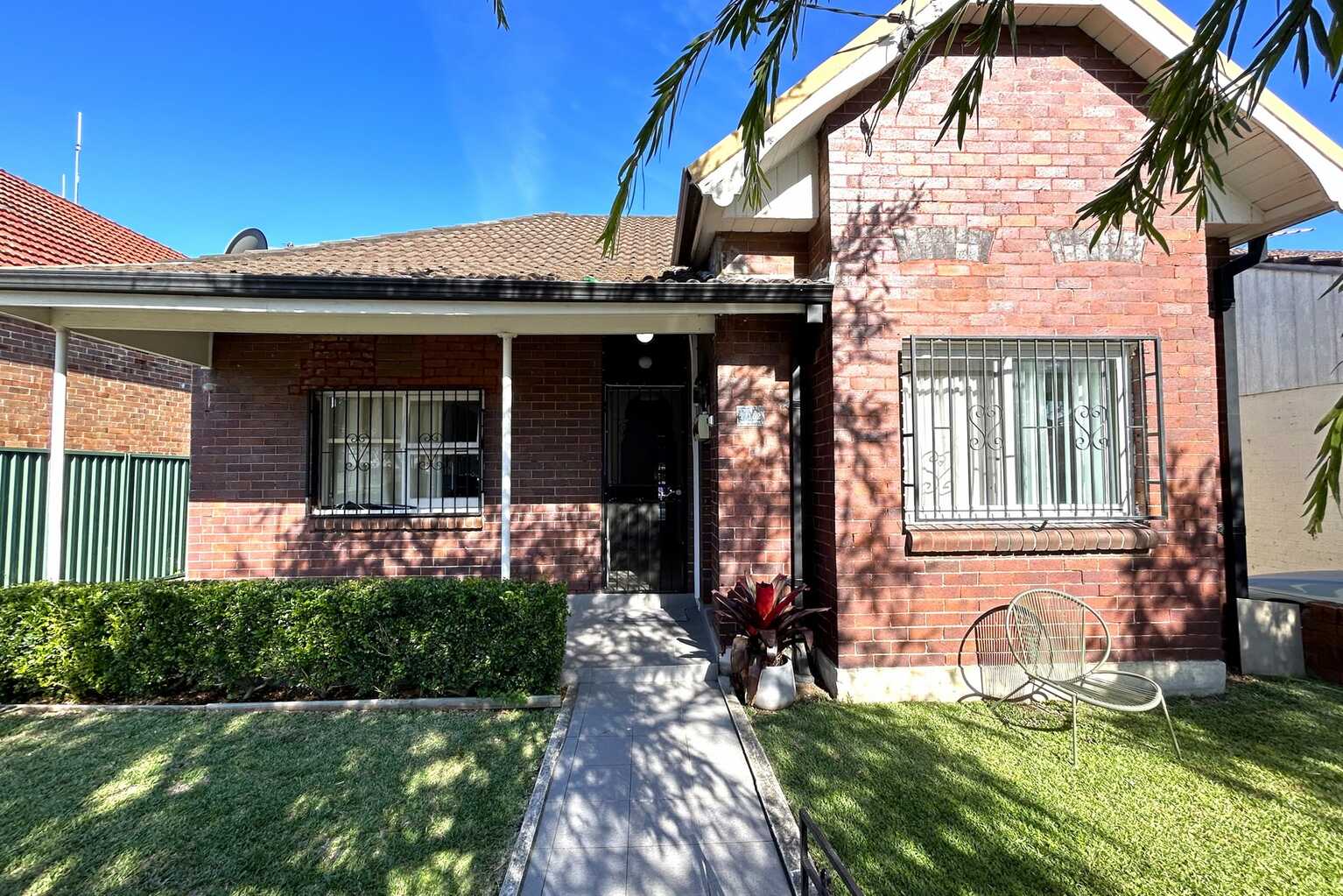 2/152 Duntroon Street Hurlstone Park