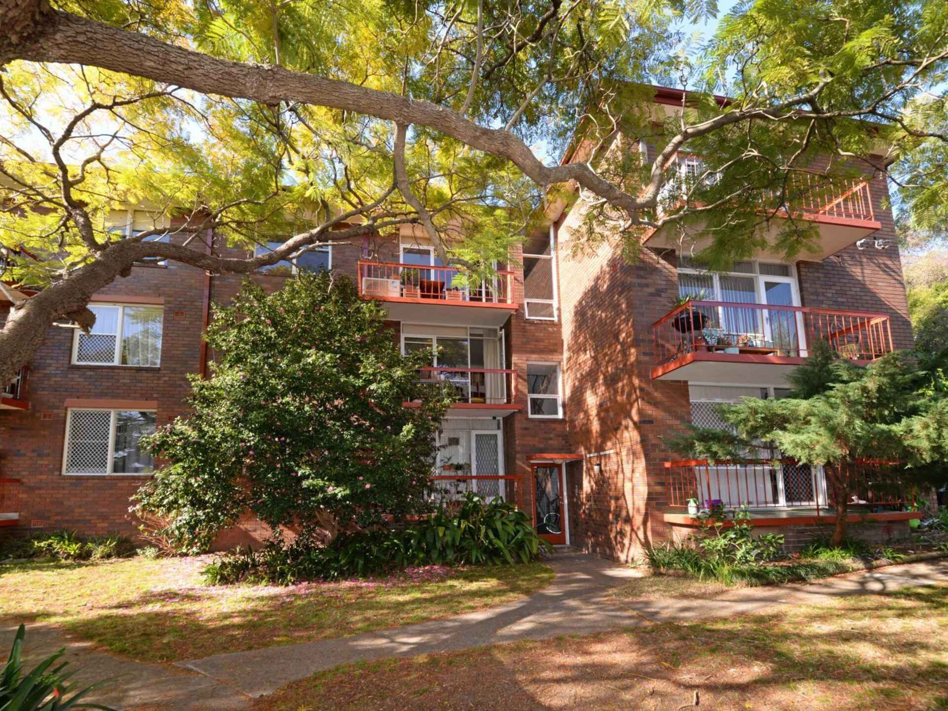10/19B Riverside Crescent Marrickville