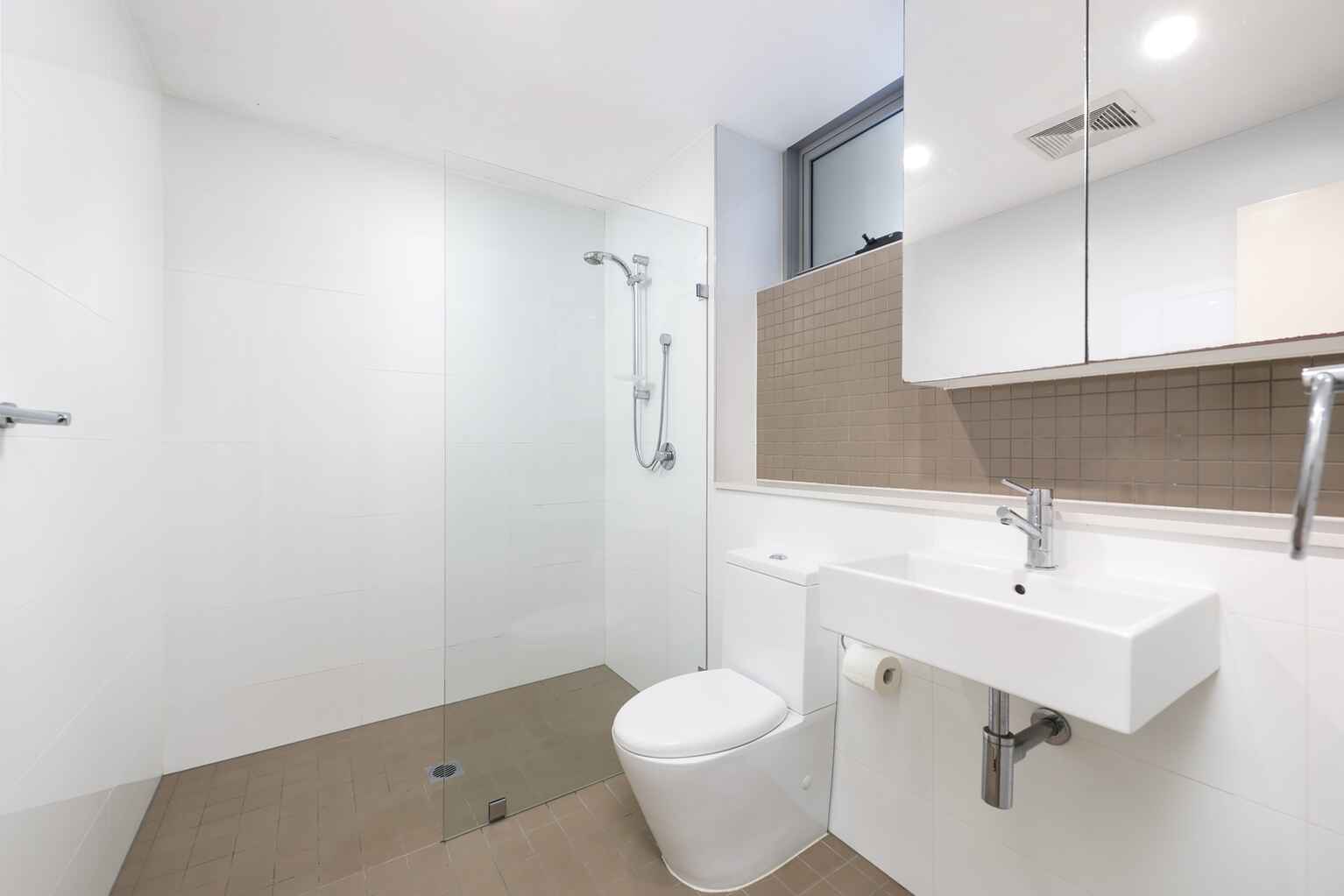 305C/359 Illawarra Road Marrickville