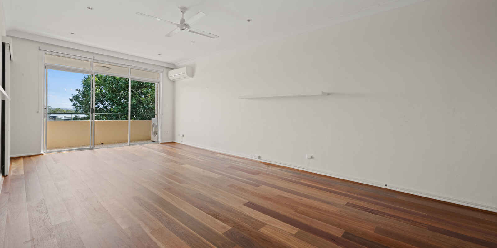 15/8-12 Minter Street Canterbury