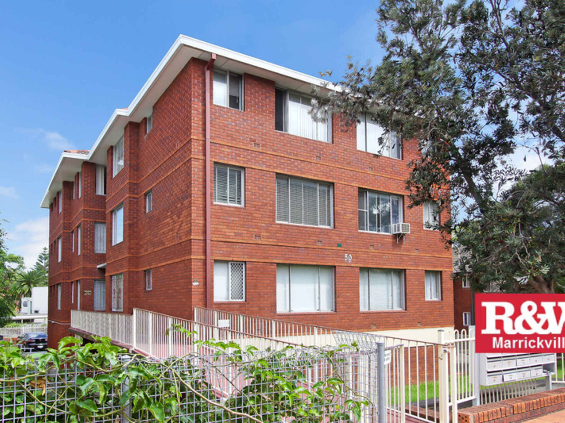 6/50 Crinan Street Hurlstone Park