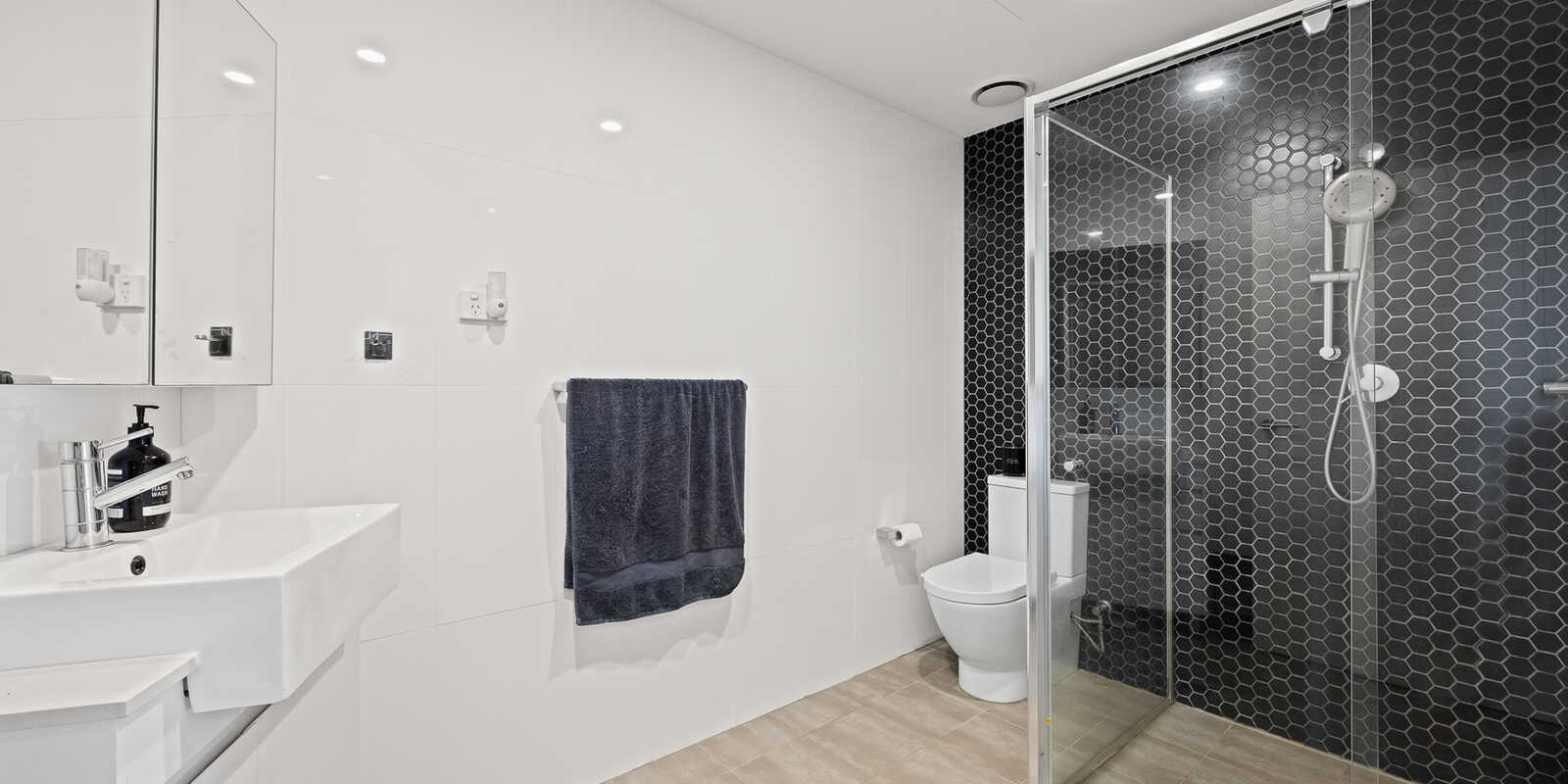 312/20 McGill Street Lewisham