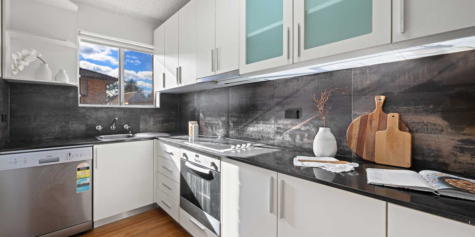 14/525 New Canterbury Road Dulwich Hill