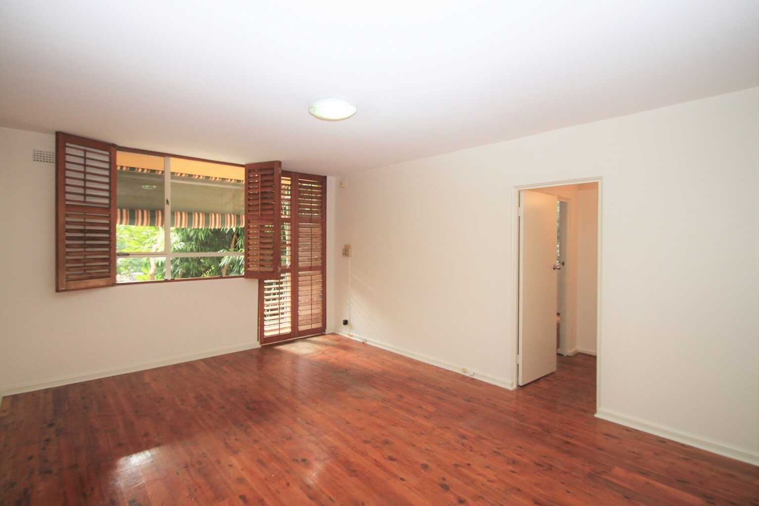 8/18A Ewart Street Marrickville