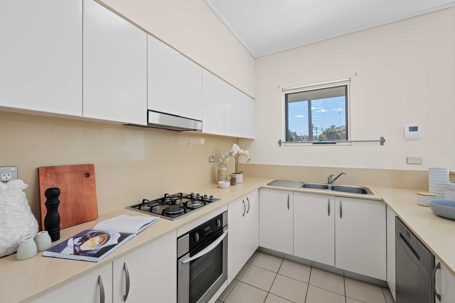 71/20 Close Street Canterbury