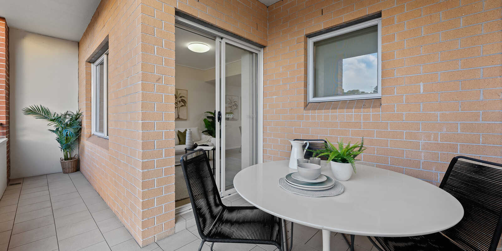 71/20 Close Street Canterbury