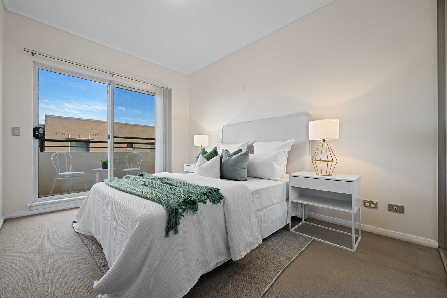 71/20 Close Street Canterbury
