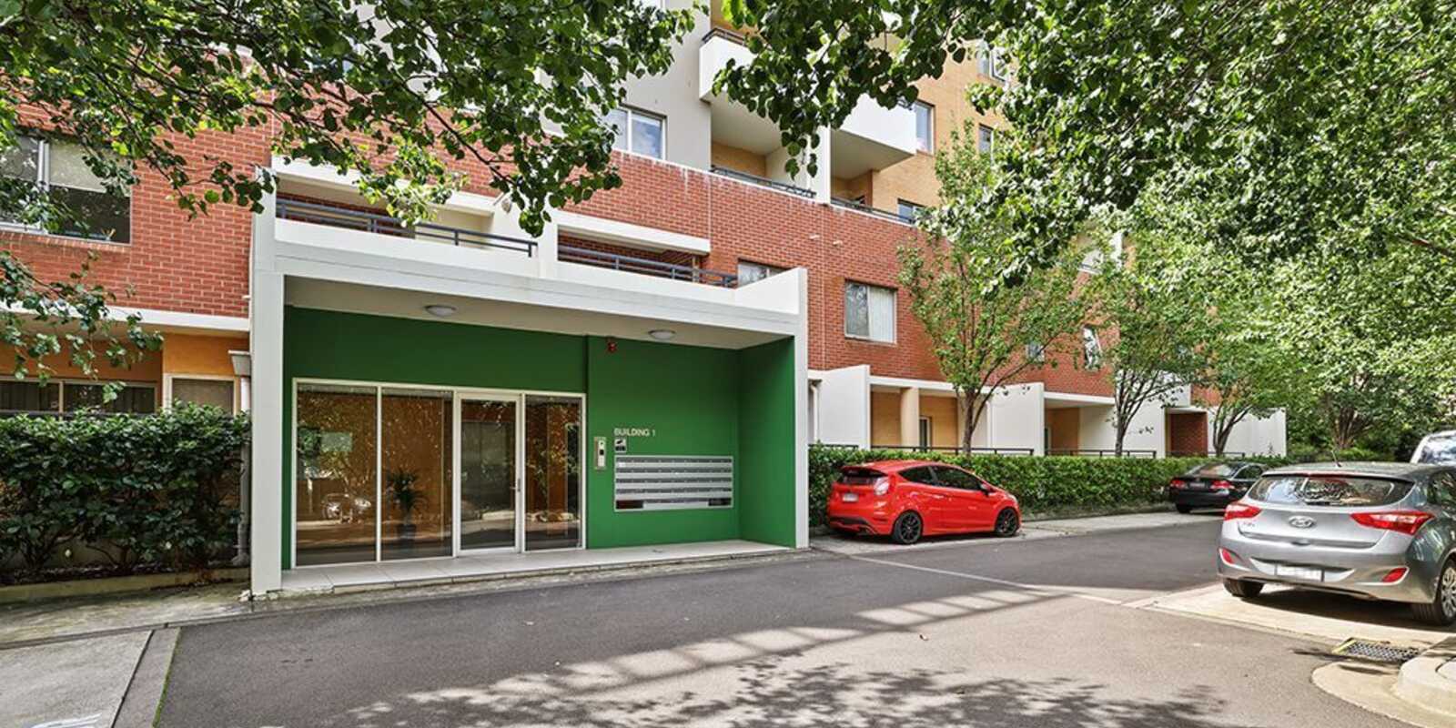 71/20 Close Street Canterbury