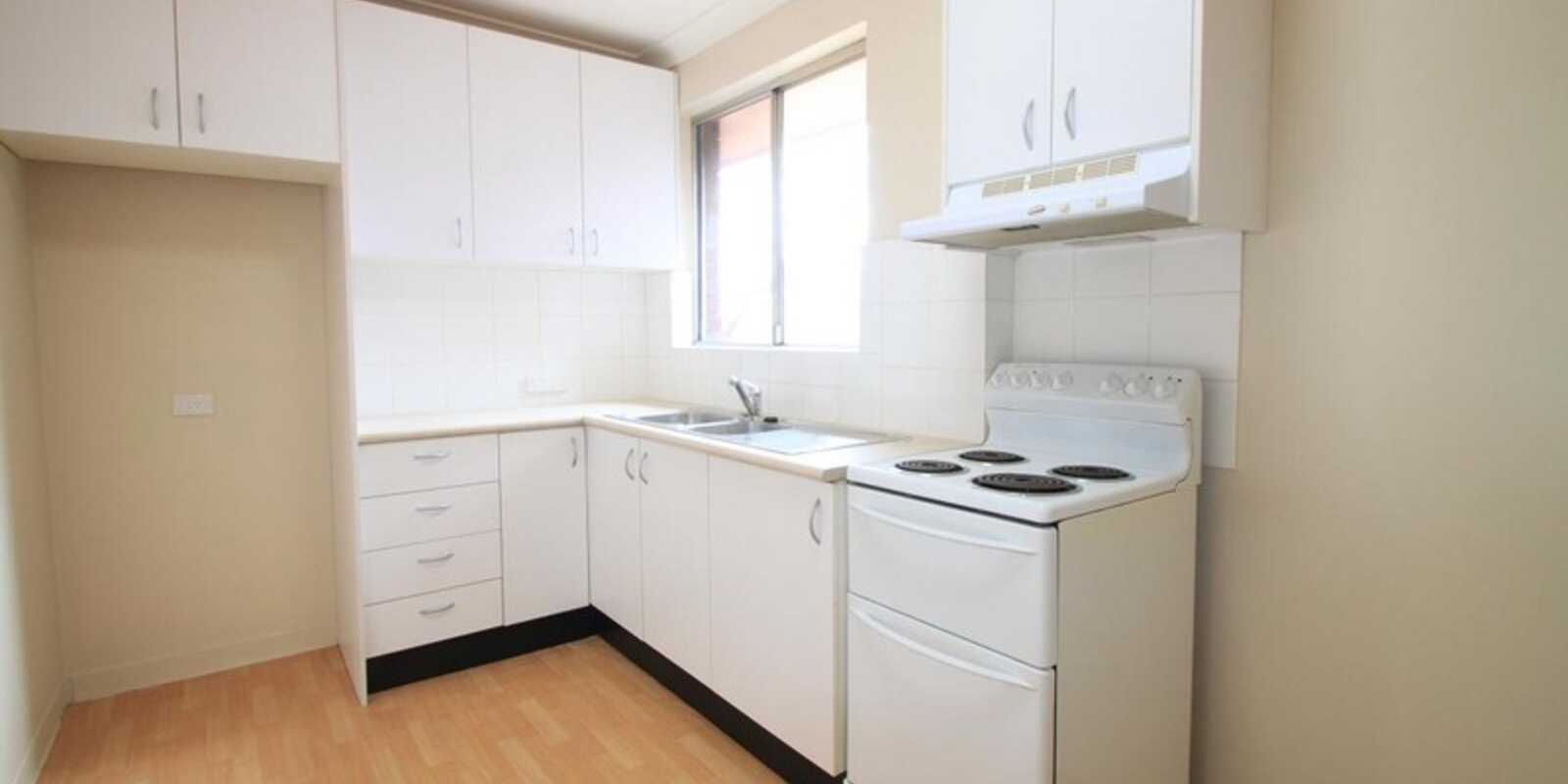 15/8-10 Bayley Street Marrickville