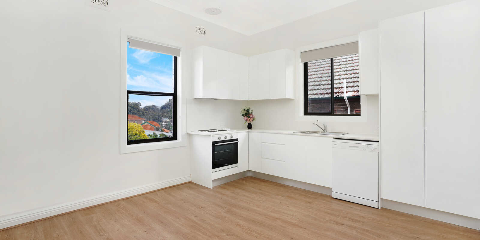 2/20 Crinan Street Hurlstone Park