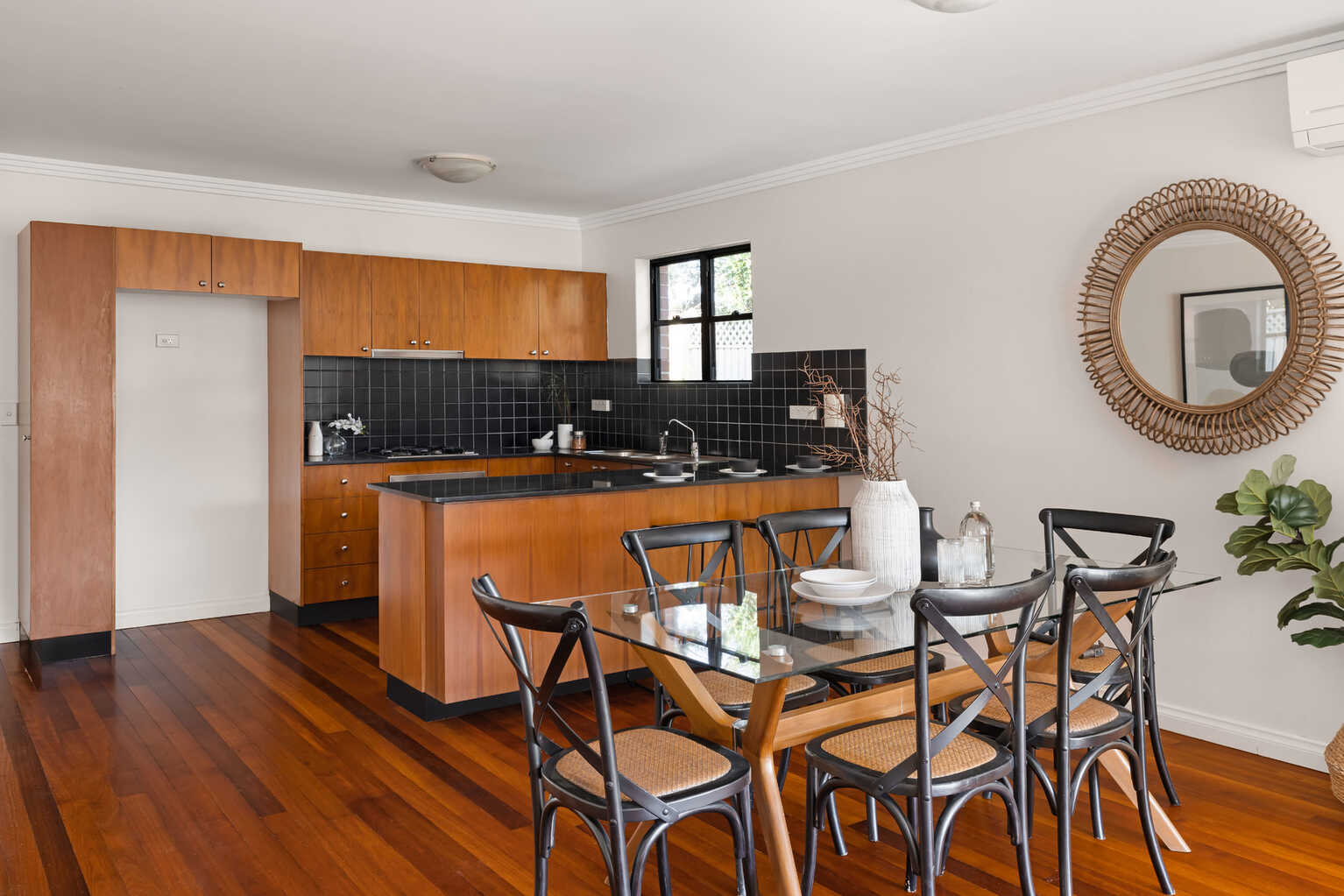 4/16 Smith Avenue Hurlstone Park