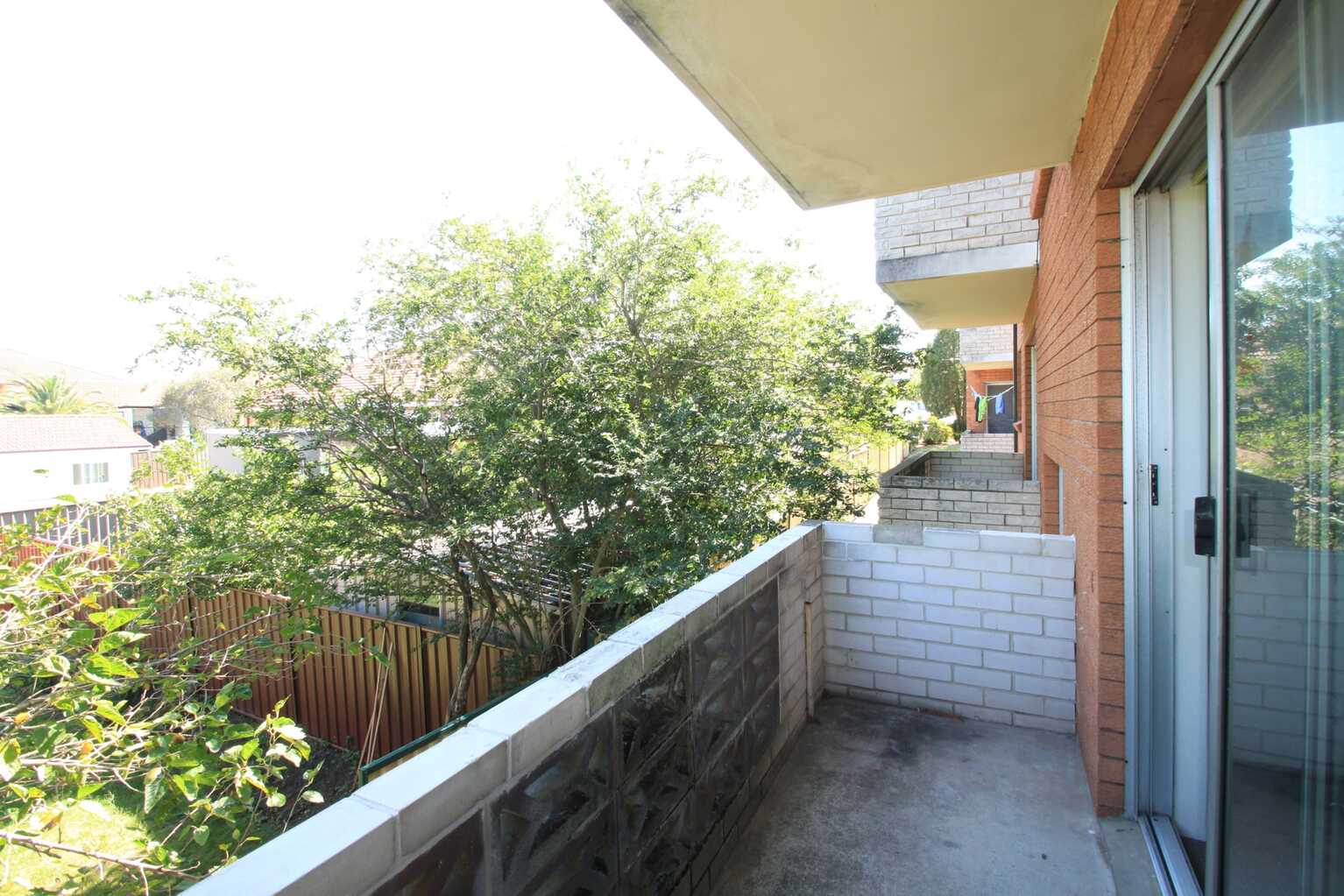 6/26 Myers Street Roselands