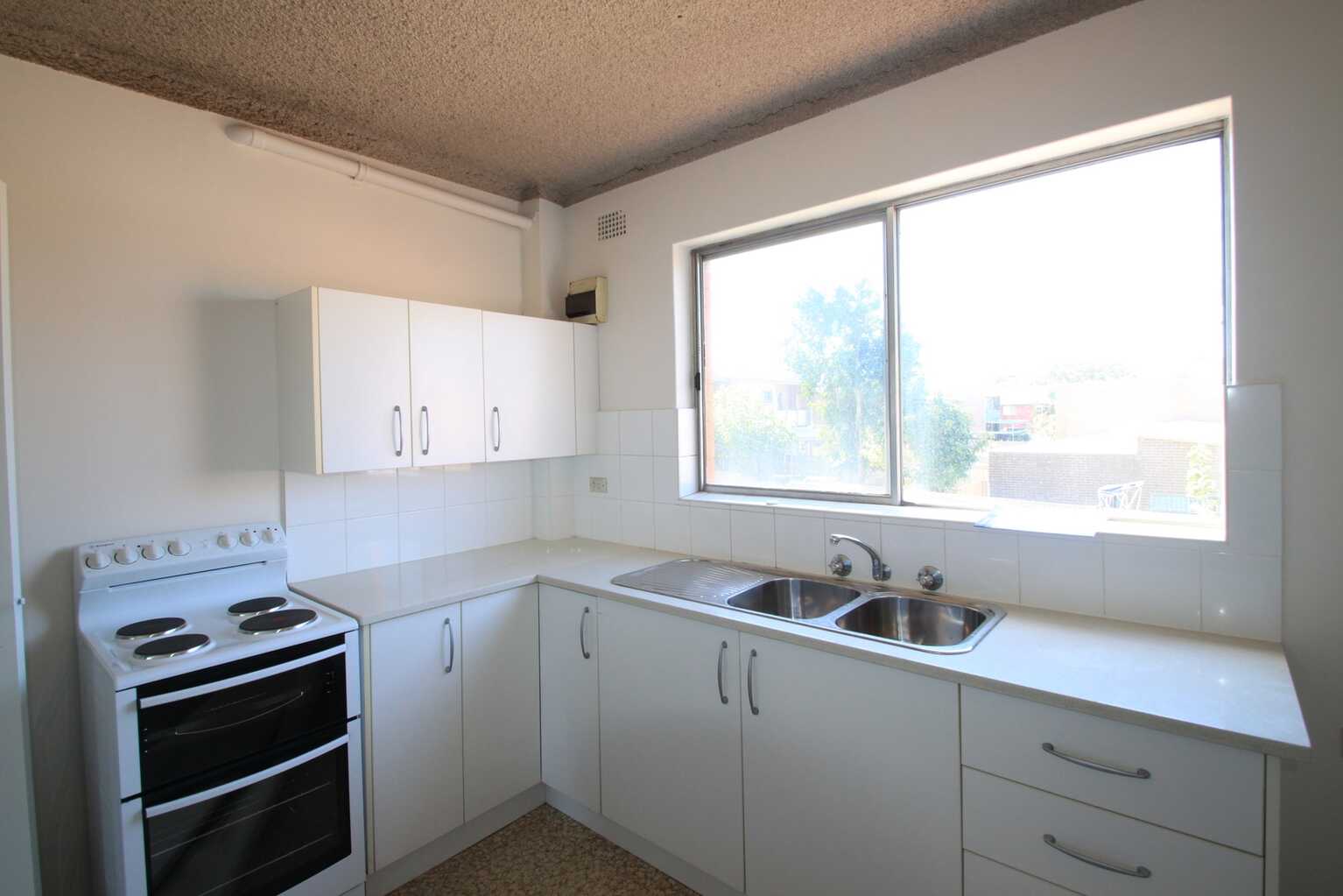 6/26 Myers Street Roselands