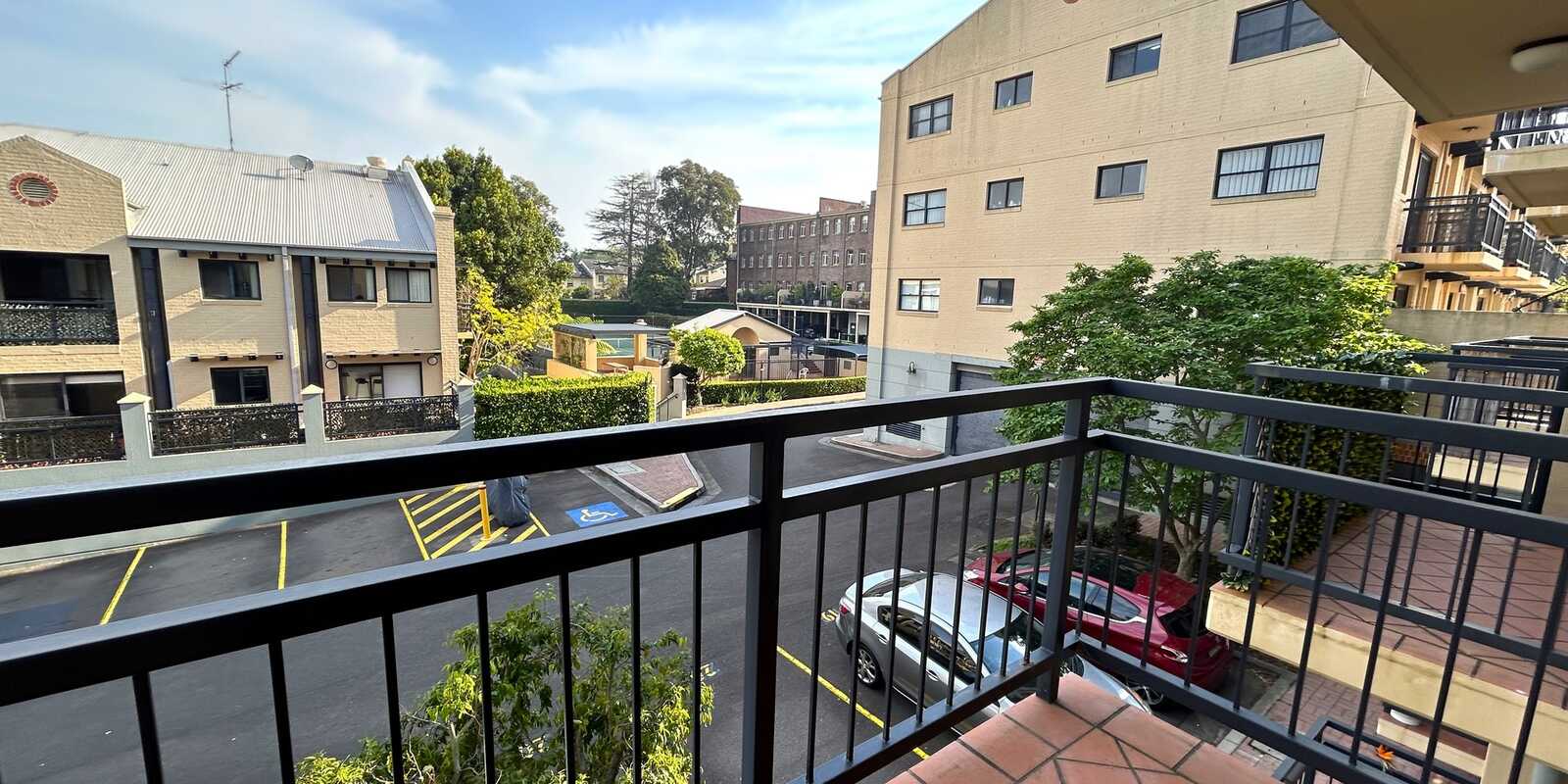 9/52A Nelson Street Annandale