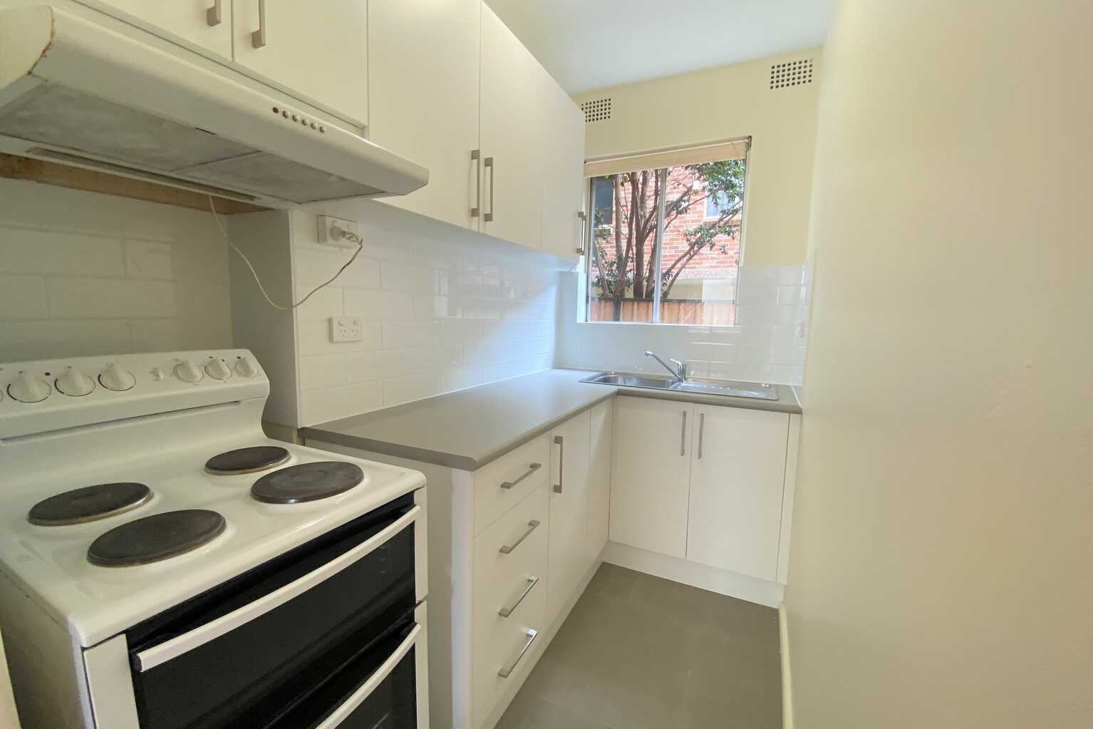 2/65 Duke Street Campsie