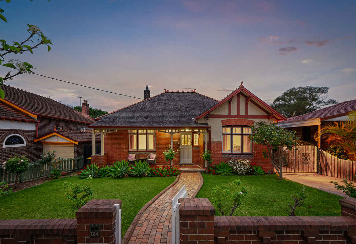 Sold by Joseph Sorouni | 0418 676 189 