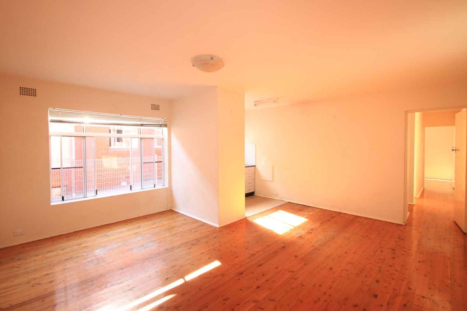 1/52 Crinan Street Hurlstone Park