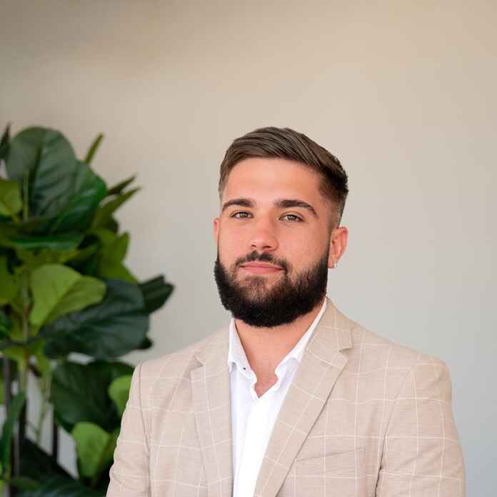 Alec Diakos
