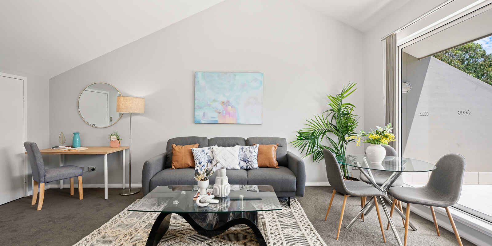 16/20 Close Street Canterbury