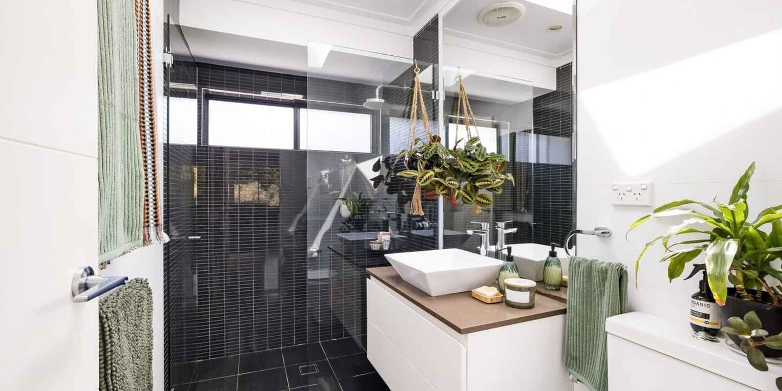 28 Hurlstone Avenue Hurlstone Park