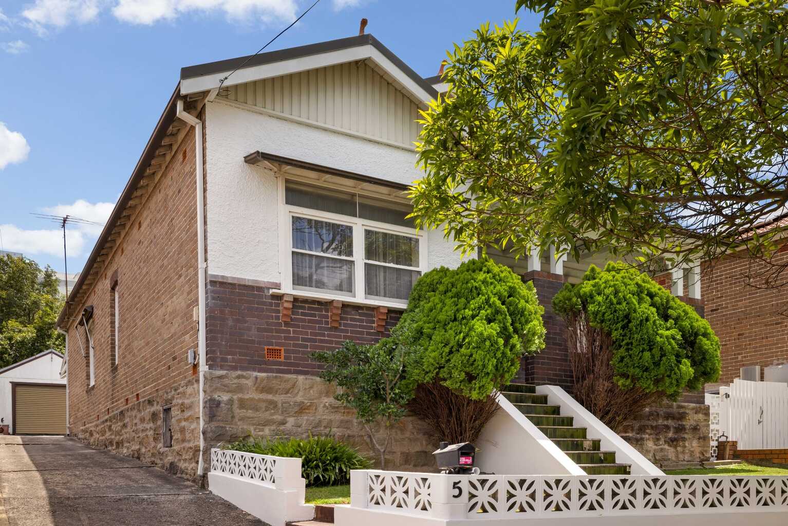 5 Woodside Avenue Hurlstone Park 5 Woodside Avenue Hurlstone Park