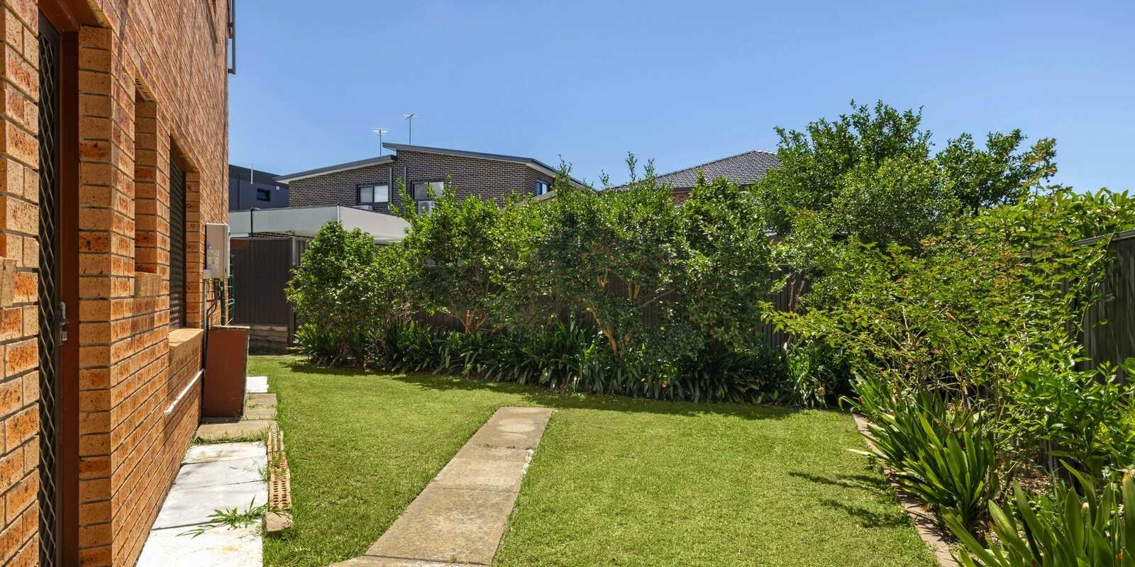 5/19A Harp Street Belmore