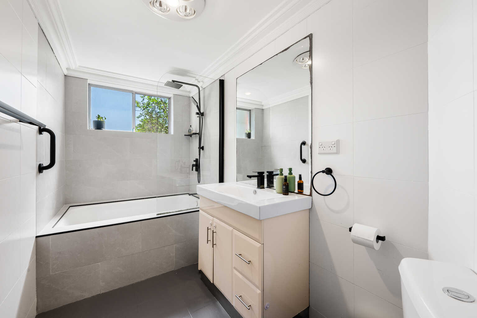 4/60 Tennent Parade Hurlstone Park
