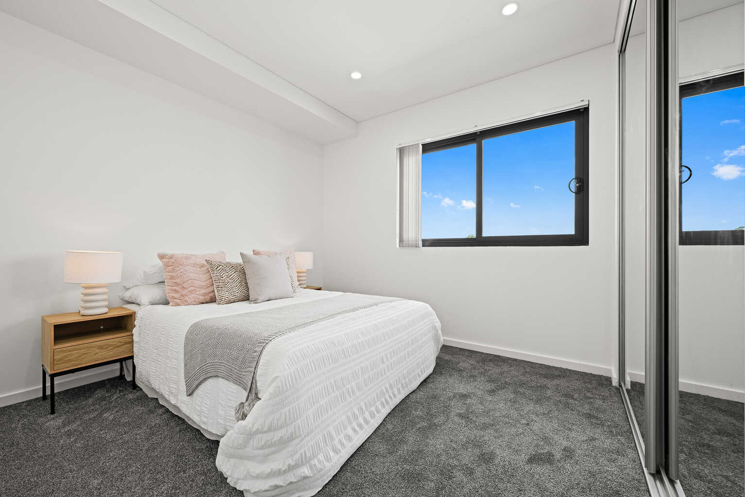 205/2A Cooks Avenue Canterbury 205/2A Cooks Avenue Canterbury