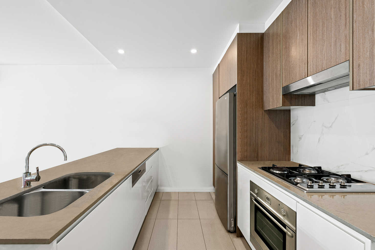 405/10B Charles Street Canterbury 405/10B Charles Street Canterbury