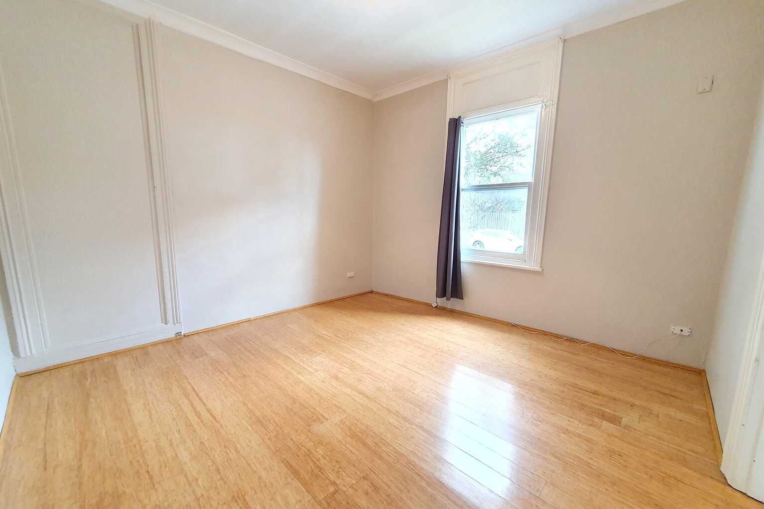 2/320 Annandale Street Annandale