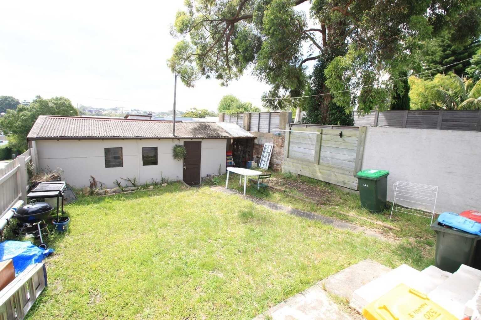 2/320 Annandale Street Annandale