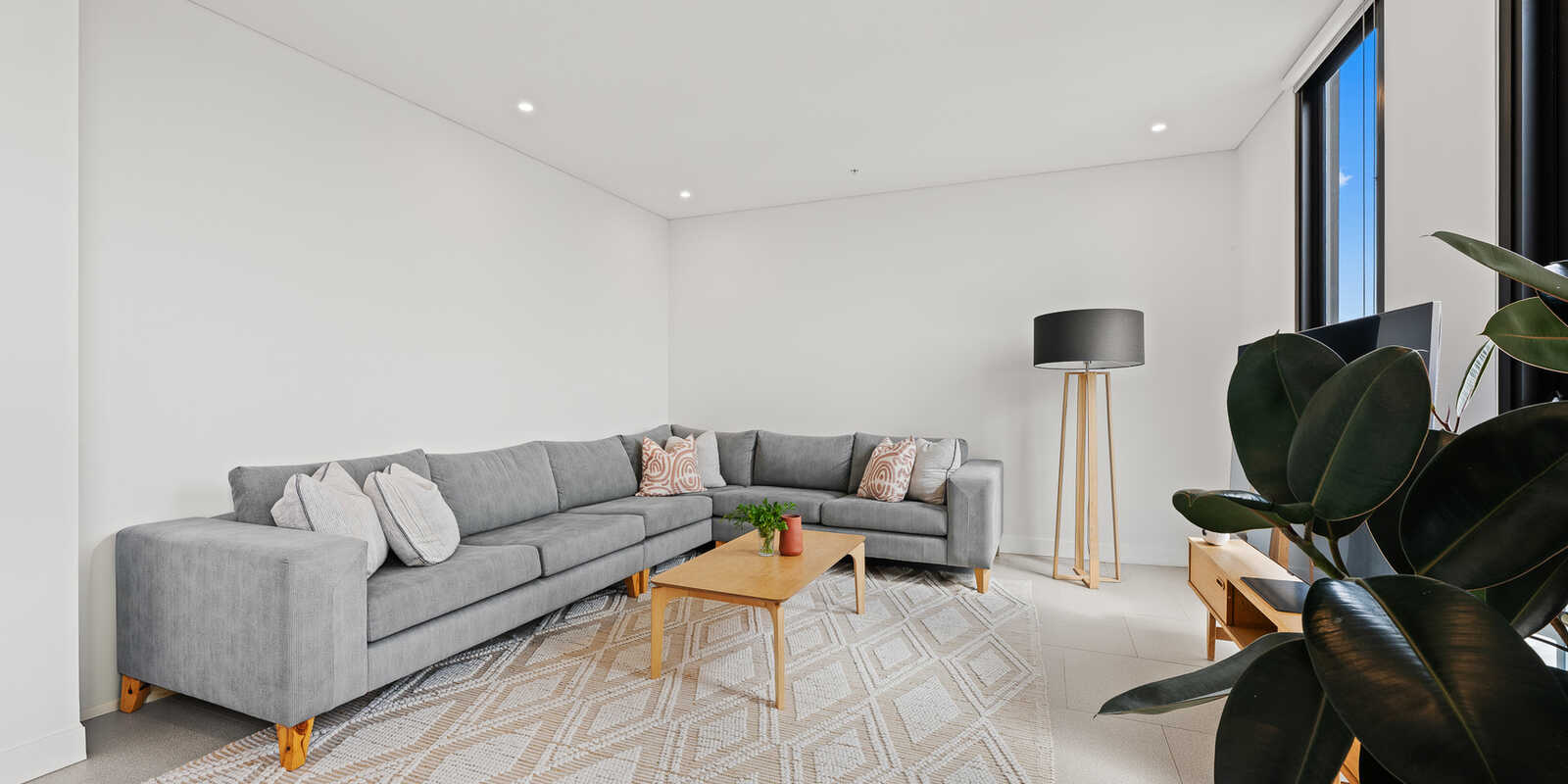 806/18 Lilydale Street Marrickville 806/18 Lilydale Street Marrickville