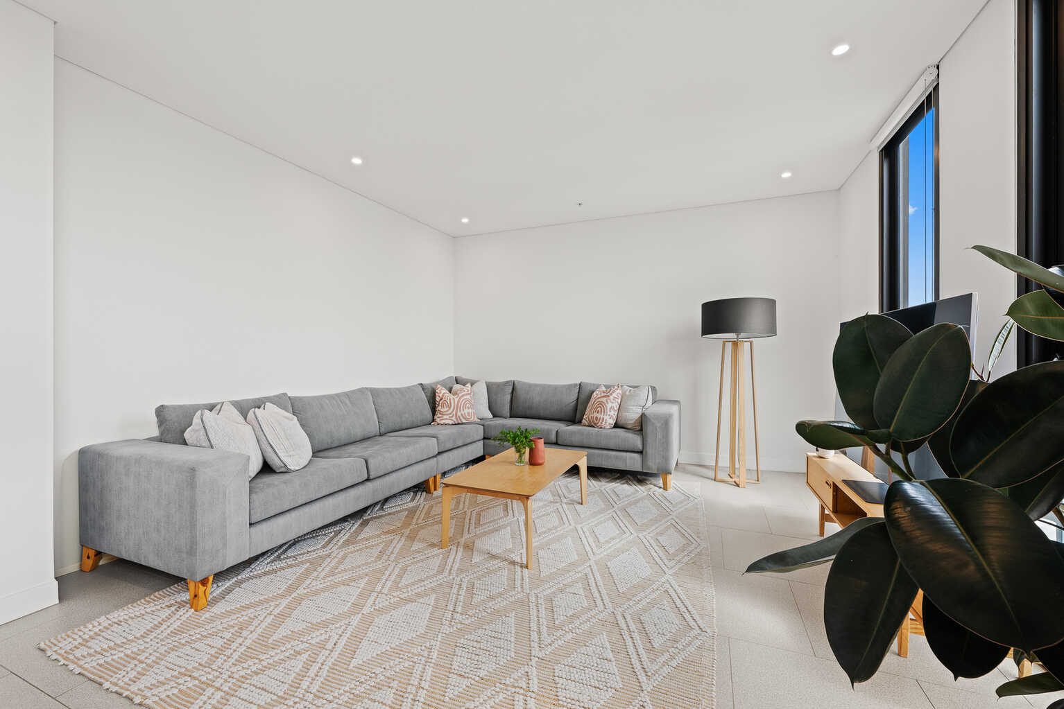 806/18 Lilydale Street Marrickville 806/18 Lilydale Street Marrickville