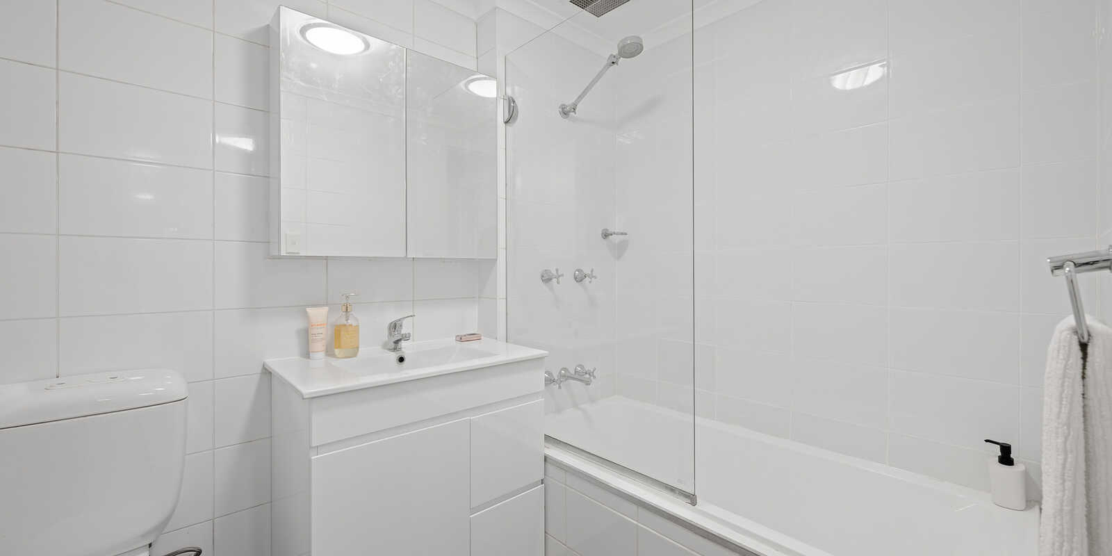 2/30  Enfield Street Marrickville