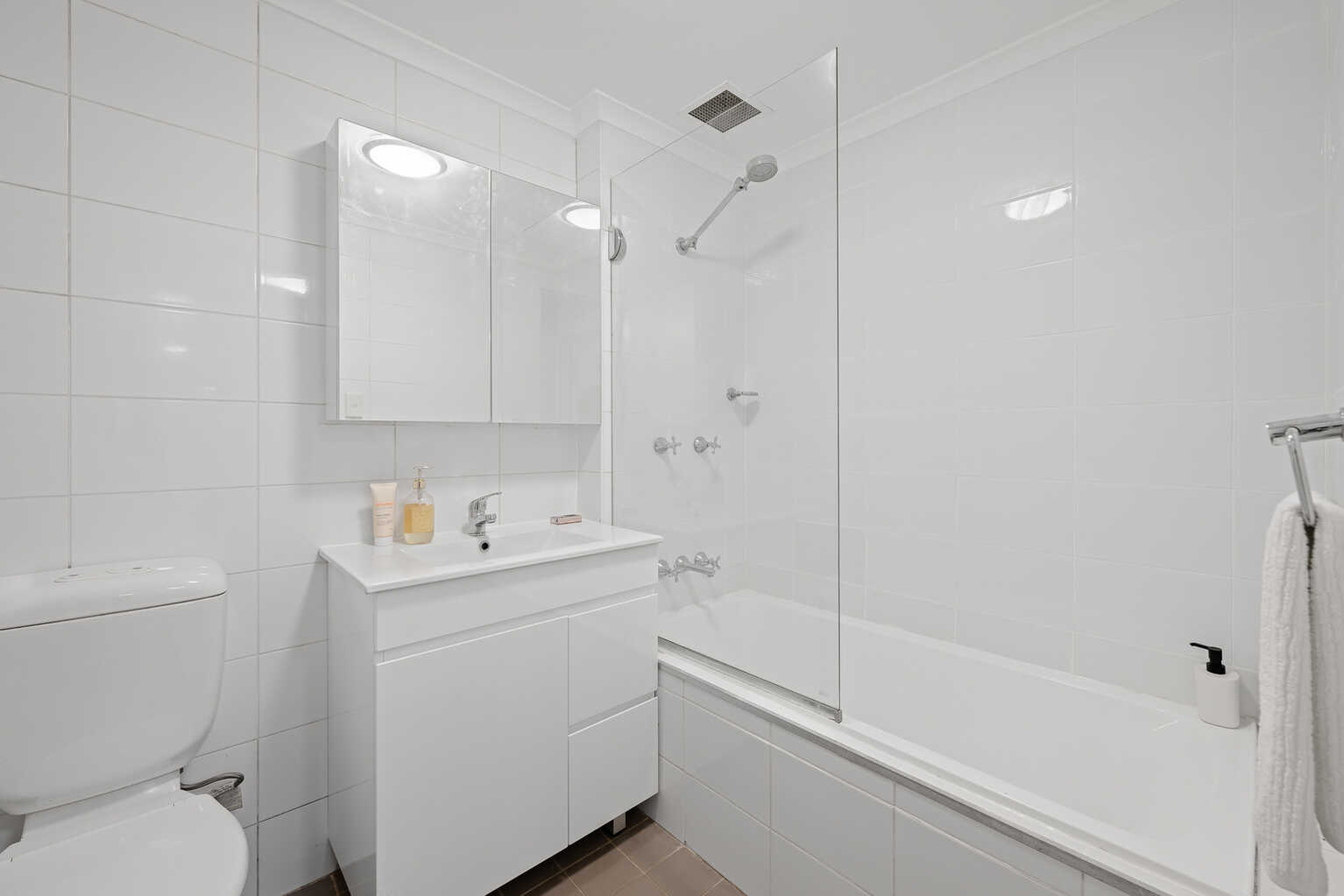 2/30  Enfield Street Marrickville
