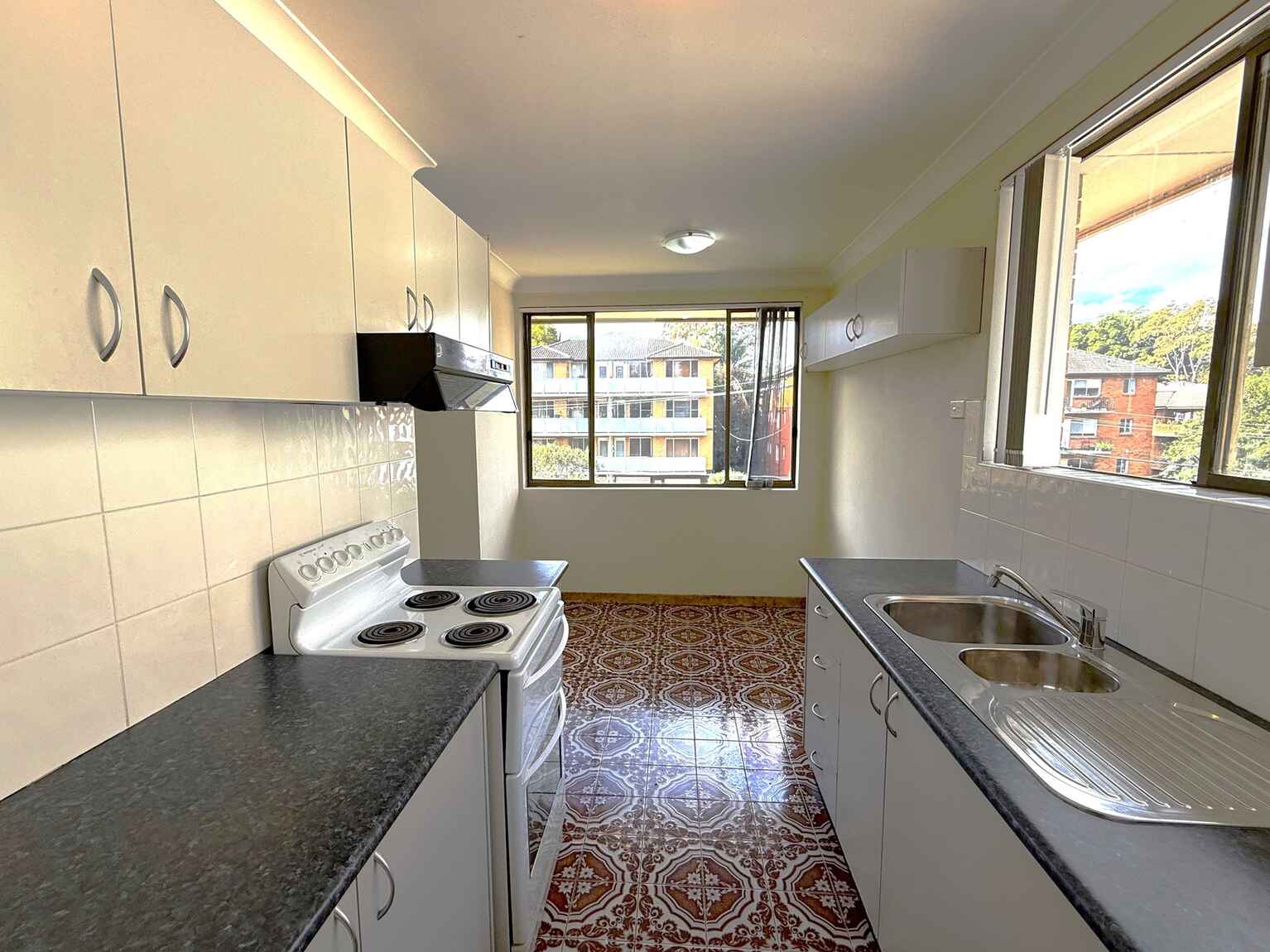3/24 Myra Road Dulwich Hill