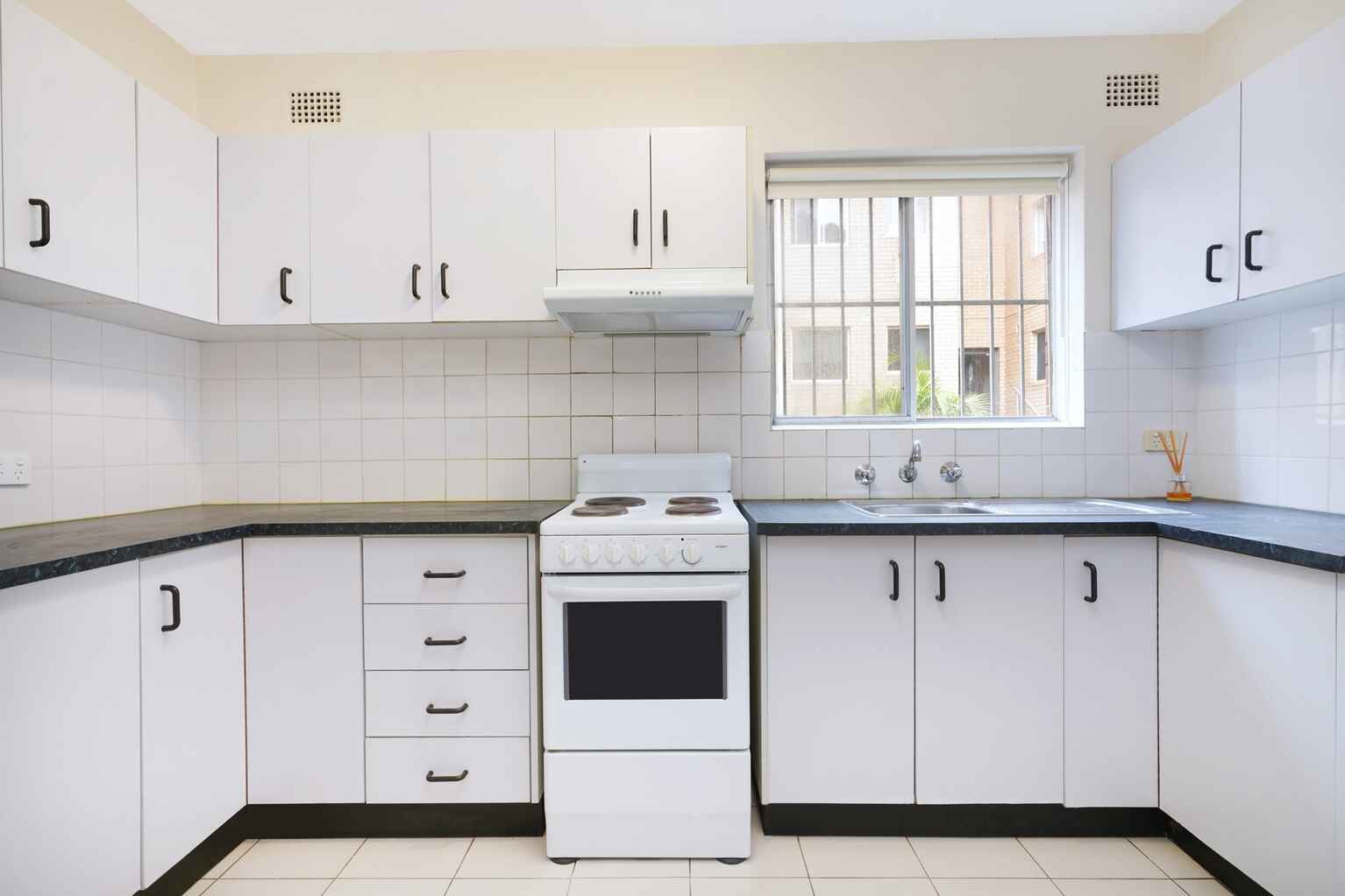 2/20 Bayley Street Marrickville