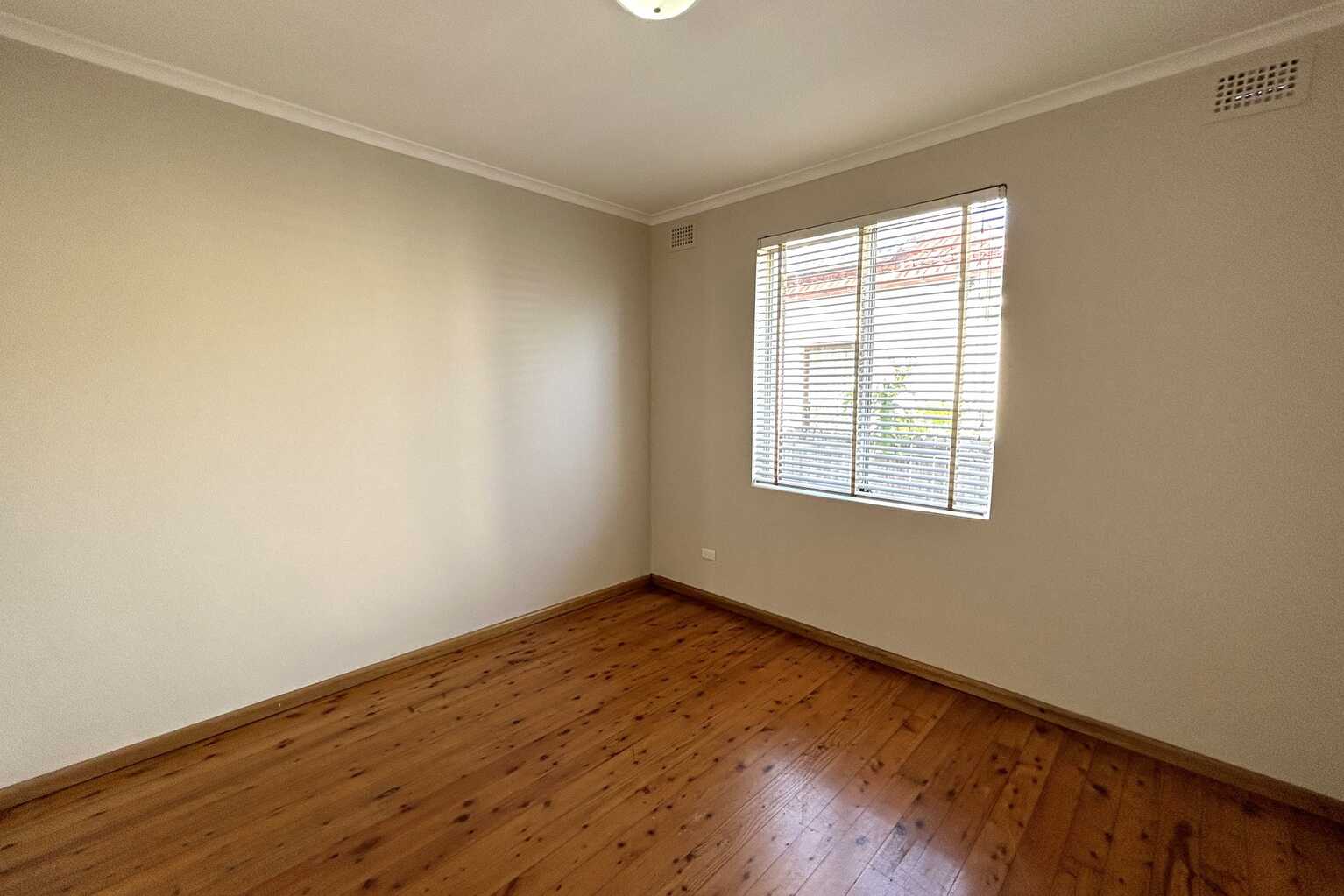 2/32 Garnet Street Dulwich Hill