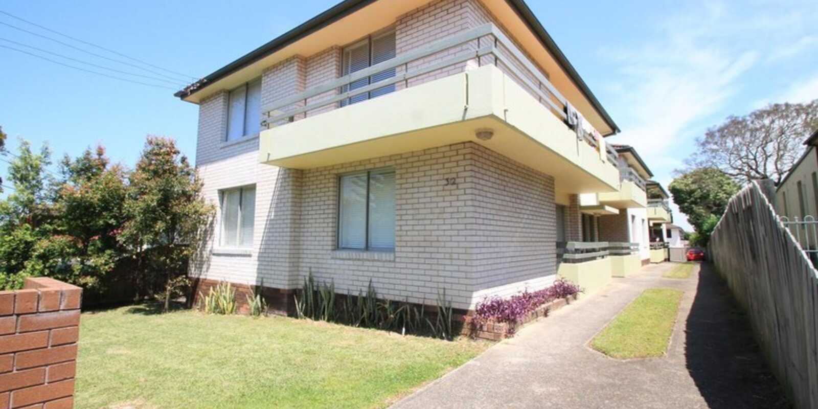 2/32 Garnet Street Dulwich Hill